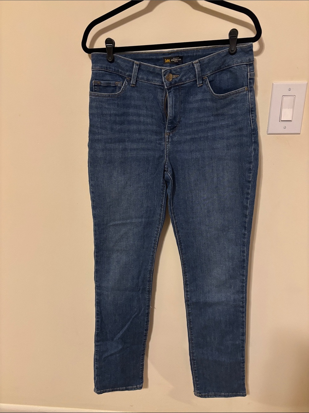 Lee Women’s Skinny Jeans in Medium Blue Wash